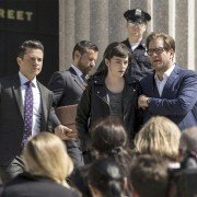Bull - galeria zdjęć - filmweb