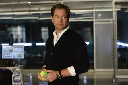 Bull - galeria zdjęć - filmweb