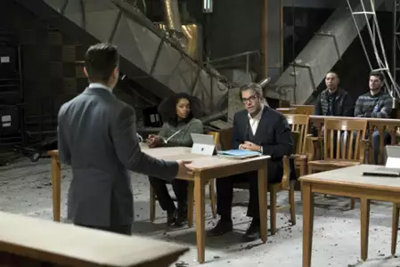 Bull - galeria zdjęć - filmweb