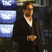 Bull - galeria zdjęć - filmweb