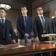 Bull - galeria zdjęć - filmweb