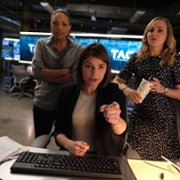 Bull - galeria zdjęć - filmweb