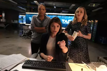 Bull - galeria zdjęć - filmweb