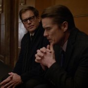 Bull - galeria zdjęć - filmweb