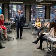 Bull - galeria zdjęć - filmweb