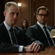 Bull - galeria zdjęć - filmweb