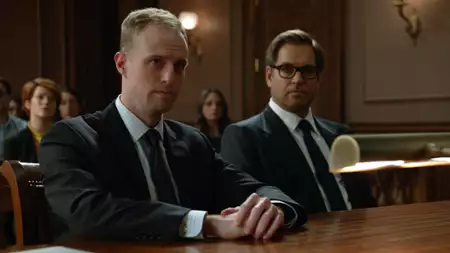 Bull - galeria zdjęć - filmweb