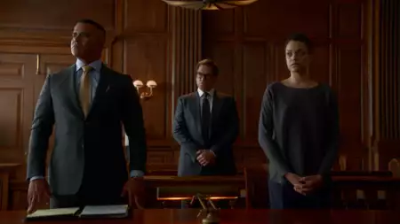 Bull - galeria zdjęć - filmweb