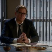 Bull - galeria zdjęć - filmweb