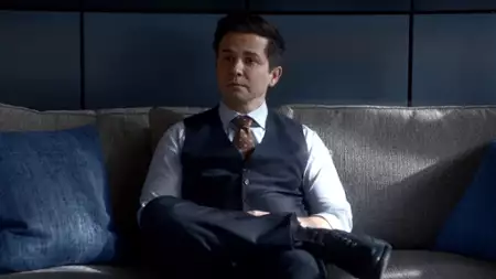 Bull - galeria zdjęć - filmweb