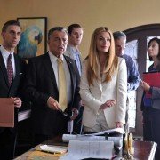 Deadbeat - galeria zdjęć - filmweb