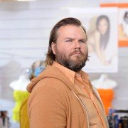 Deadbeat - galeria zdjęć - filmweb