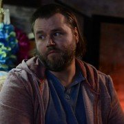 Deadbeat - galeria zdjęć - filmweb