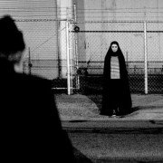 A Girl Walks Home Alone at Night - galeria zdjęć - filmweb