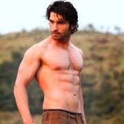 Ramaiya Vastavaiya - galeria zdjęć - filmweb