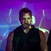 XOXO - galeria zdjęć - filmweb
