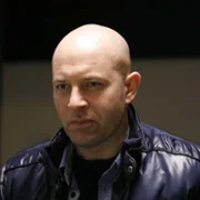 Instynkt - galeria zdjęć - filmweb