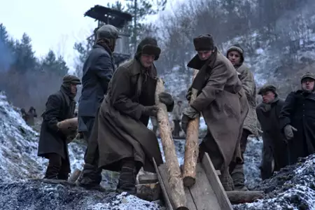 Niepokonani - galeria zdjęć - filmweb