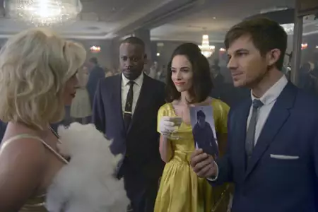 Poza czasem - galeria zdjęć - filmweb