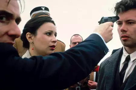 Niezwyciężony - galeria zdjęć - filmweb