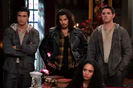 Riverdale - galeria zdjęć - filmweb