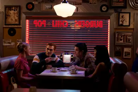 Riverdale - galeria zdjęć - filmweb