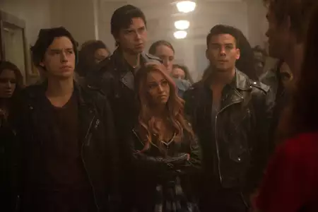 Riverdale - galeria zdjęć - filmweb