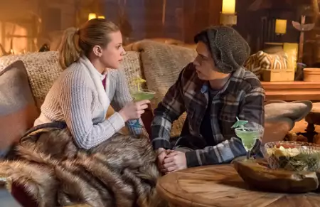 Riverdale - galeria zdjęć - filmweb