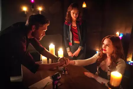 Riverdale - galeria zdjęć - filmweb