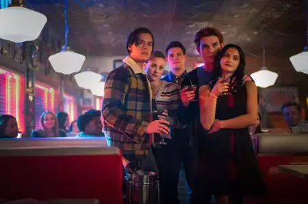 Riverdale - galeria zdjęć - filmweb