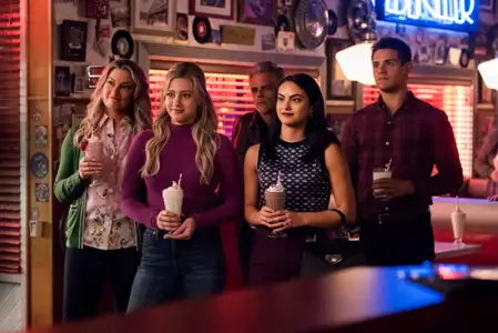 Riverdale - galeria zdjęć - filmweb