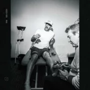 Aaron Rodgers: Enigma - galeria zdjęć - filmweb