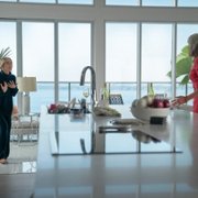 Pain Hustlers - galeria zdjęć - filmweb