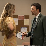 Pain Hustlers - galeria zdjęć - filmweb