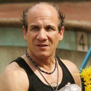 John from Cincinnati - galeria zdjęć - filmweb