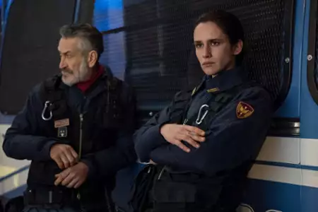 Gliniarze to dranie: Serial - galeria zdjęć - filmweb