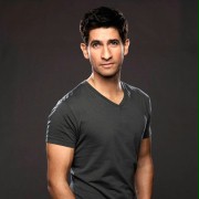 Raza Jaffrey w Smash