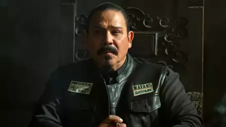 Mayans M.C. - galeria zdjęć - filmweb