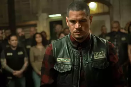 Mayans M.C. - galeria zdjęć - filmweb