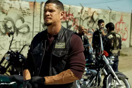 Mayans M.C. - galeria zdjęć - filmweb
