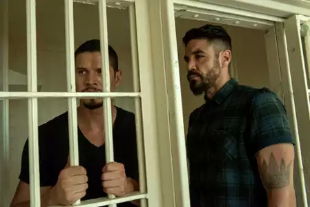 Mayans M.C. - galeria zdjęć - filmweb