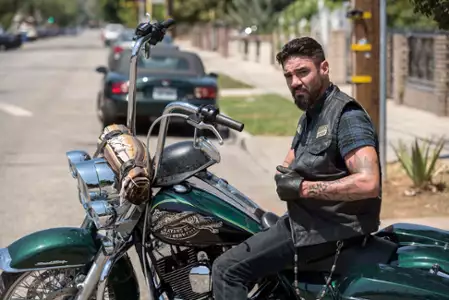 Mayans M.C. - galeria zdjęć - filmweb