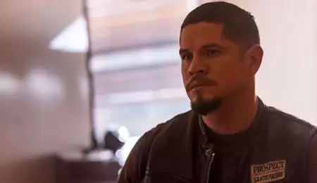 Mayans M.C. - galeria zdjęć - filmweb