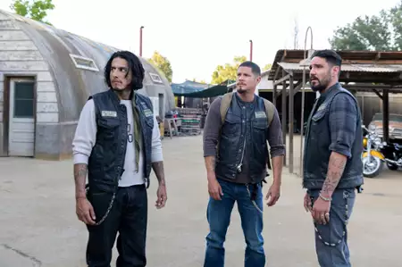 Mayans M.C. - galeria zdjęć - filmweb