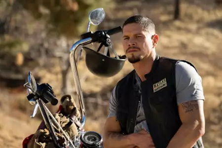Mayans M.C. - galeria zdjęć - filmweb