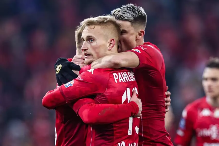 Widzew. Razem tworzymy siłę. - galeria zdjęć - filmweb
