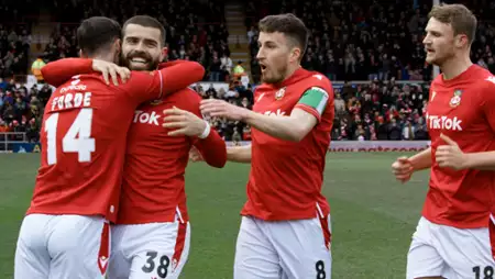 Witamy we Wrexham - galeria zdjęć - filmweb
