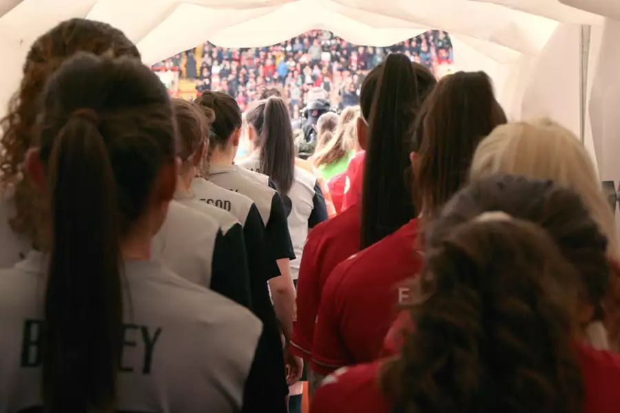 Witamy we Wrexham - galeria zdjęć - filmweb