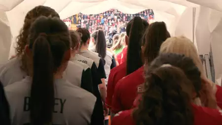 Witamy we Wrexham - galeria zdjęć - filmweb