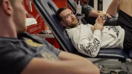 Witamy we Wrexham - galeria zdjęć - filmweb